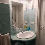 Bagnoli Bay, Apartament