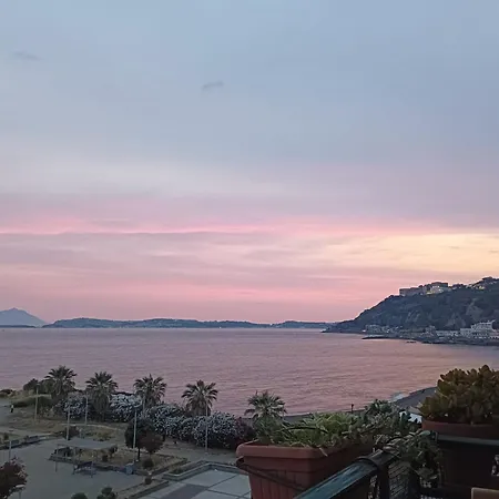 Bagnoli Bay, Lejlighed *